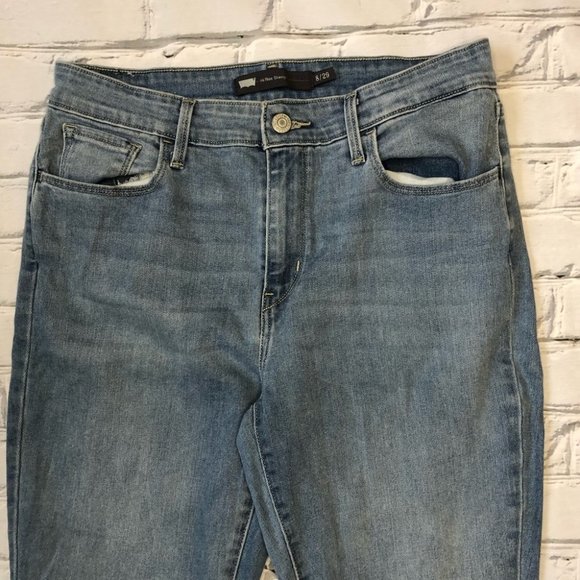 Levi’s Jean Hi Rise Skinny - Picture 5 of 9